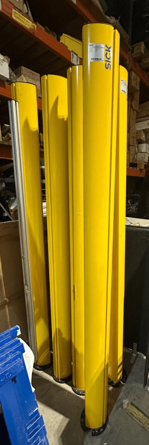2 pc x SICK DETEC4 CORE PU3H21 - 00000000 COLUMN 2045644 - KLR Automation