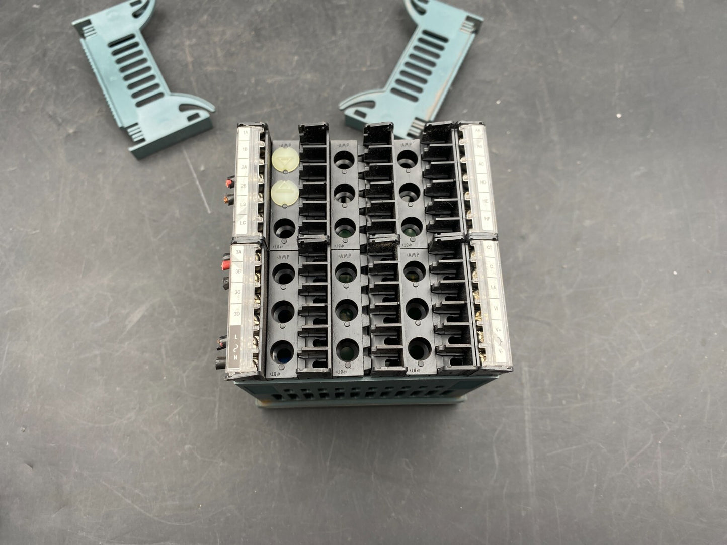 EUROTHERM 3204 3204/CC/VH/LRRX/X/4XL/S/FRA/FRA TEMPERATURE CONTROLLER