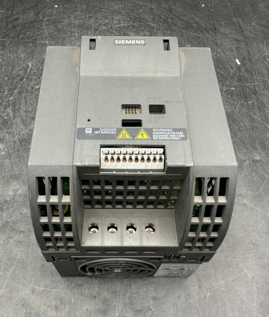 SIEMENS 6SL3211-0AB21-5UA1 SINAMICS G110 CPM110 AIN E-STAND B01/1.10 1.5kW
