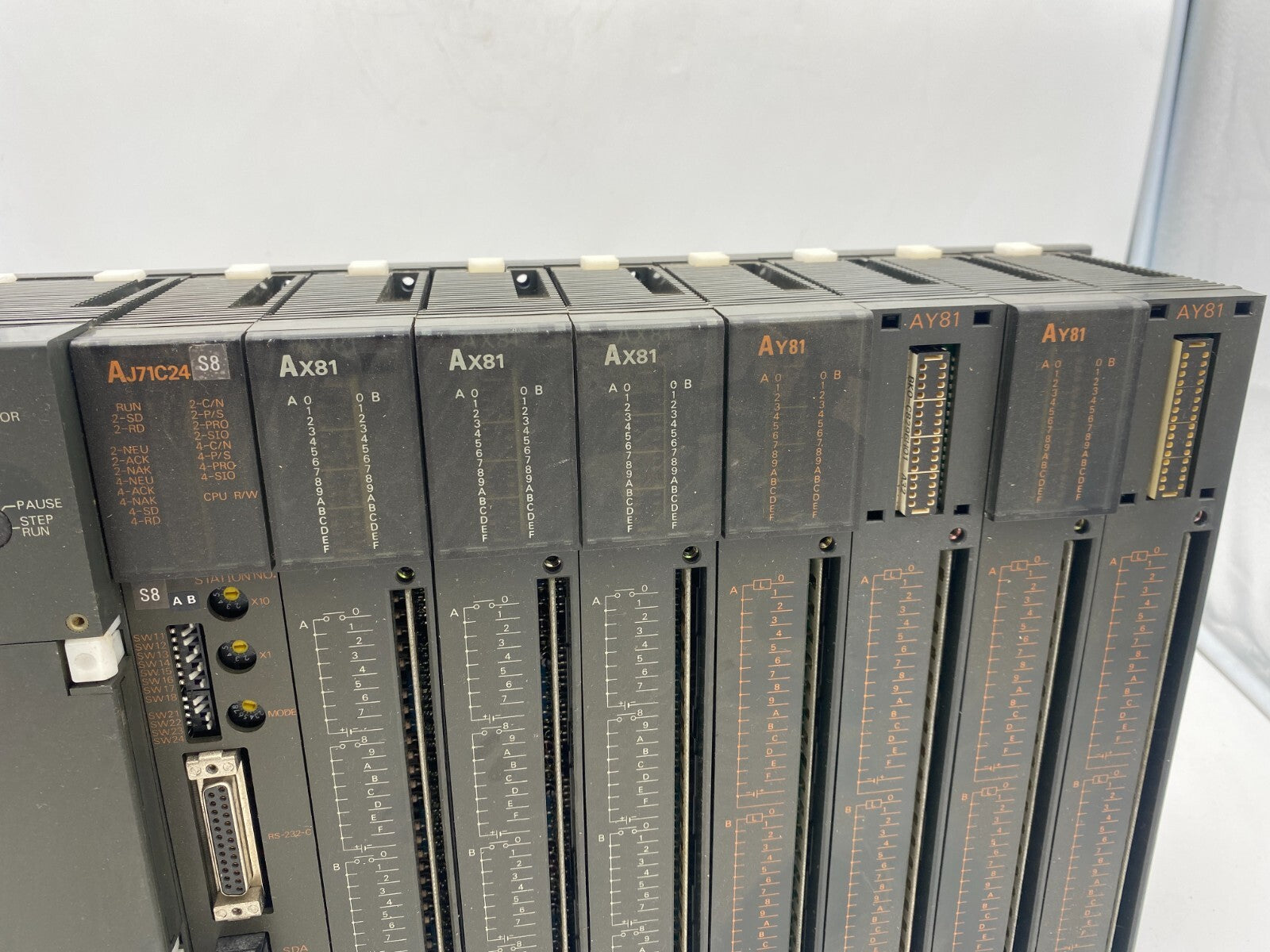 MITSUBISHI MELSEC PLC A61p A2NCPU AJ71C24 AX81 AY81  Without Key