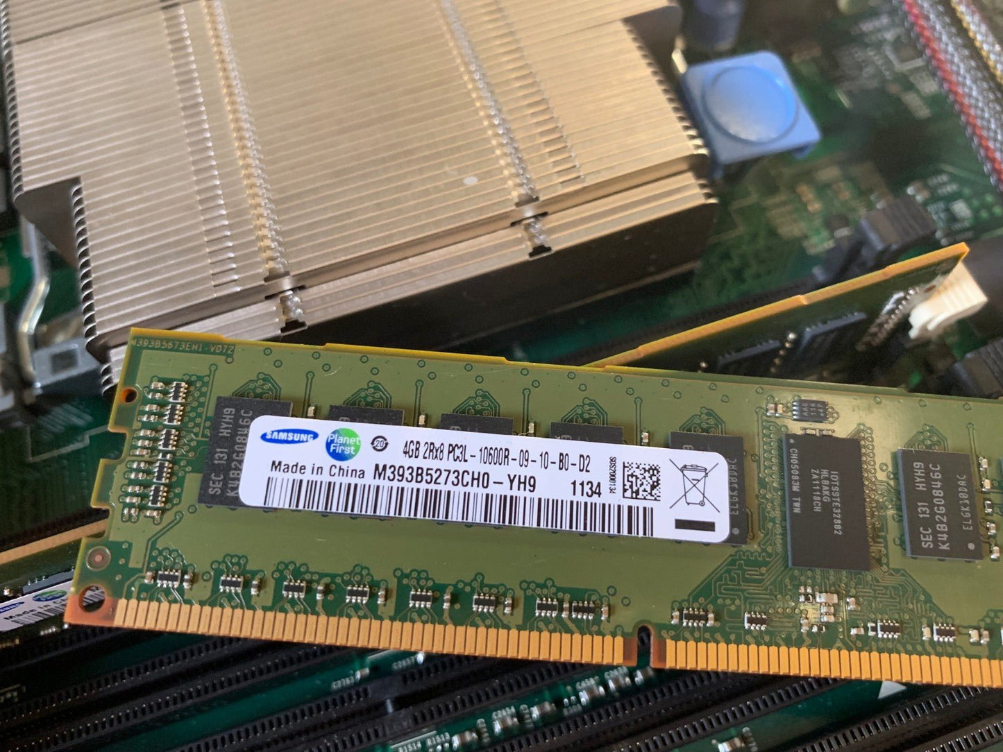 1 x DELL PowerEdge R610 Server System 16 Gb RAM, HDD 2 x 600GO 10K MBF2600RC - KLR Automation