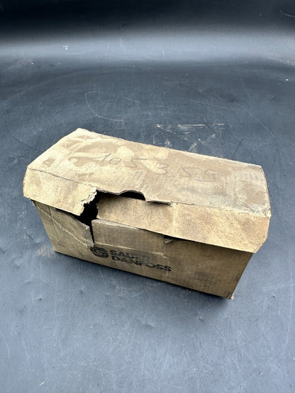 Danfoss Hydraulic Motor Model OMM - 32 ORIGINAL PARTS OLD STOCK - KLR Automation