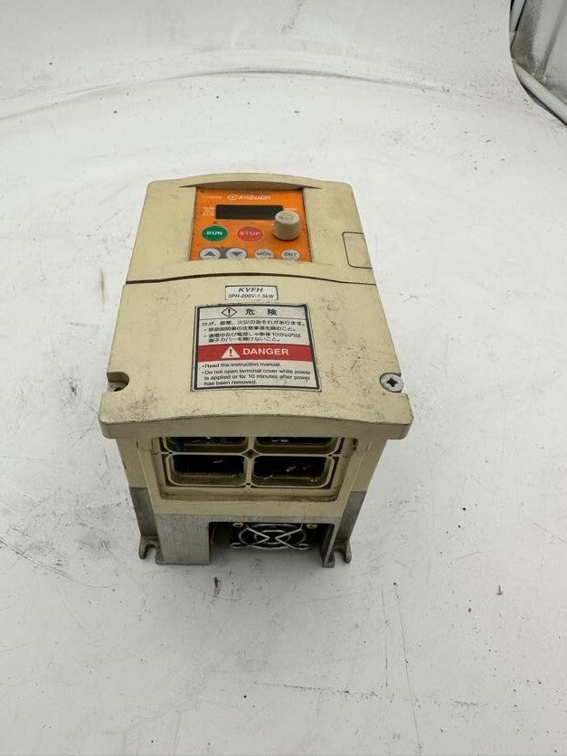 1pc x KASUGA KVFH215E TRANSISTOR INVERTER 3PH - 200V - 1.5Kw 98DAR42214MY1 - KLR Automation
