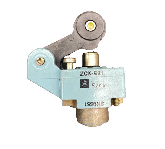 2pc x TELEMECANIQUE ZCKE21 INTERRUPTEUR DE POSITION