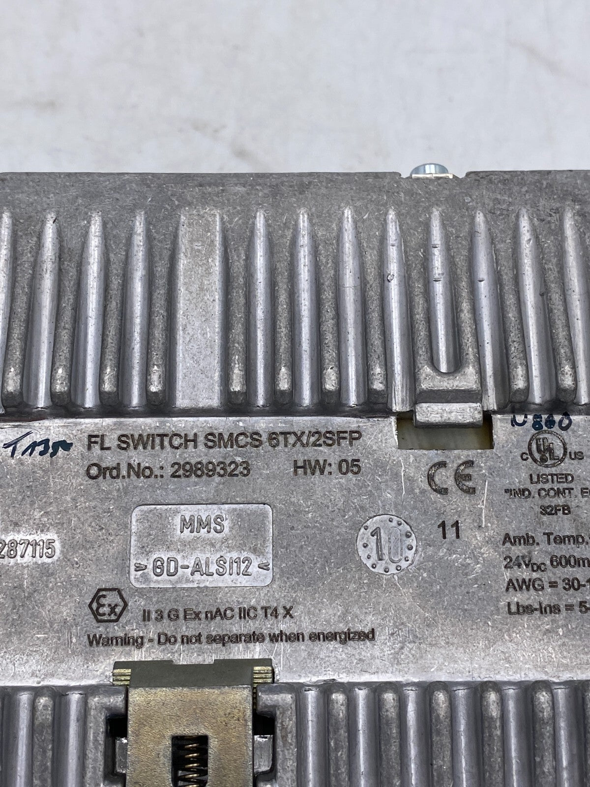 Phoenix Contact 2989323 - Industrial Ethernet FL SWITCH SMCS 6TX 2SFP