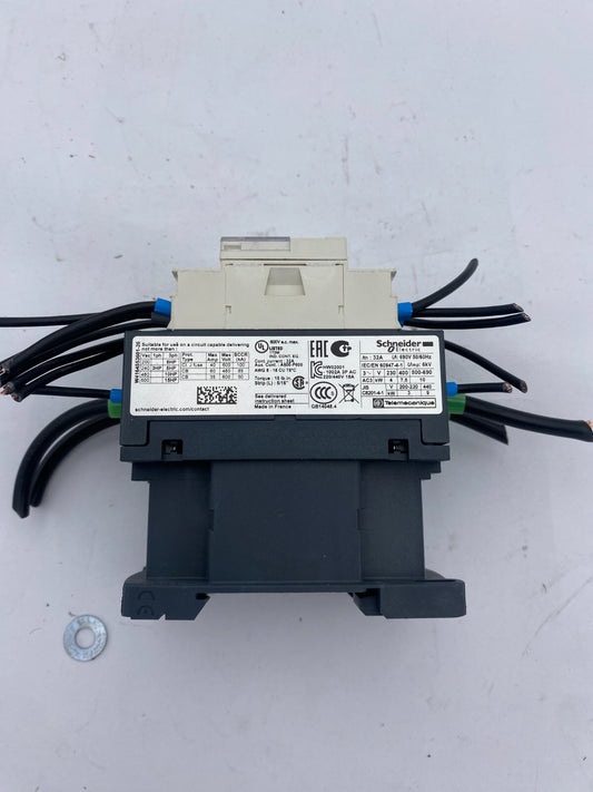 LOT OF 2 SCHNEIDER ELECTRIC LC1 D18 THREE PHASE CONTACTOR - KLR Automation