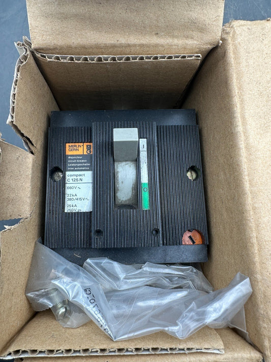 MERLIN GERIN 41008 C125N 25A 3P3D DISJONCTEUR TRIPHASE - KLR Automation
