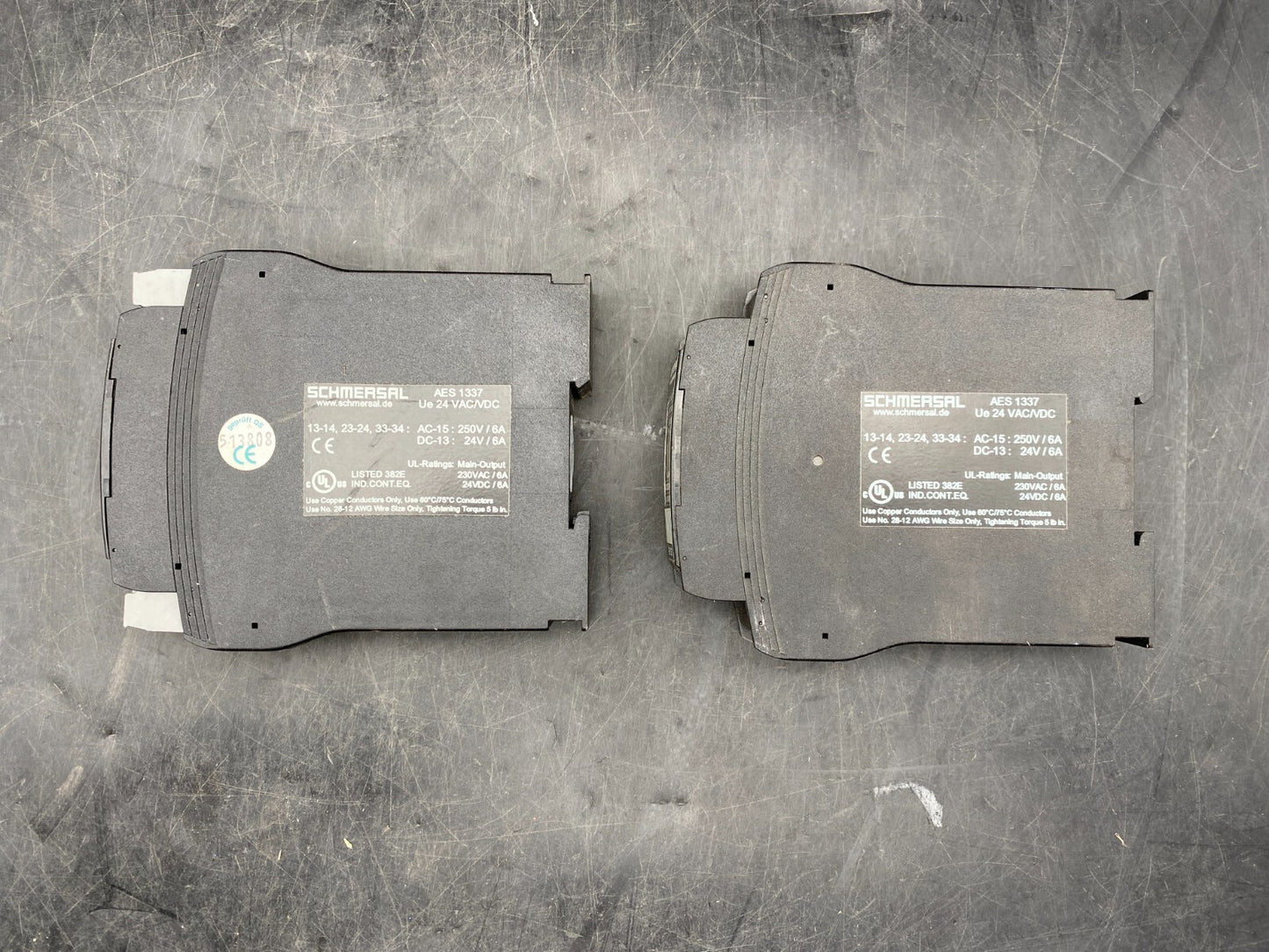 1pc x SCHMERSAL AES1337 250V/6A 24V/6A RELAIS DE SECURITE