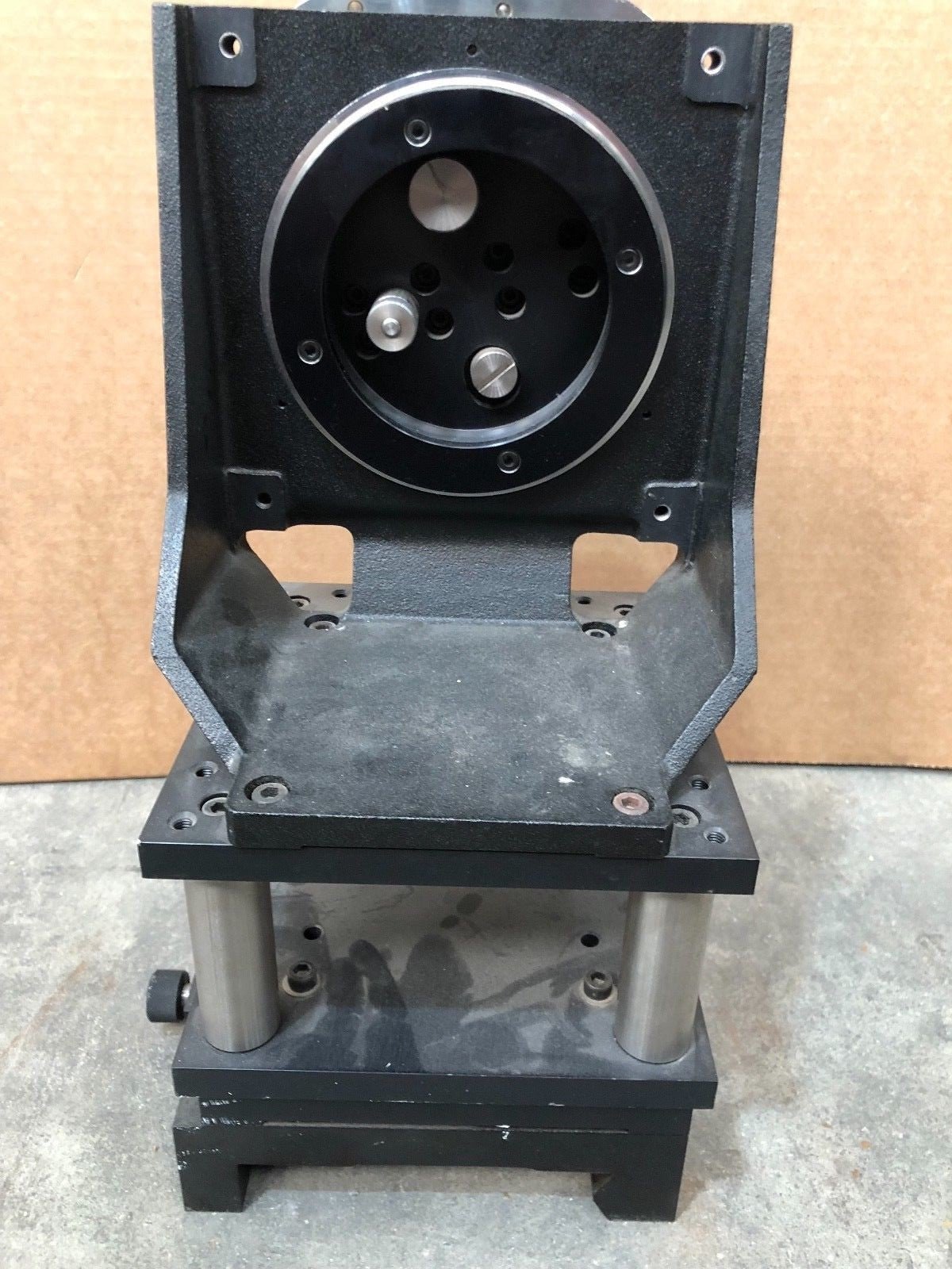 Banc optic EALING ELECTRO - OPTICS EEO outil provenant de chez Kinoptik Paris 5 - KLR Automation