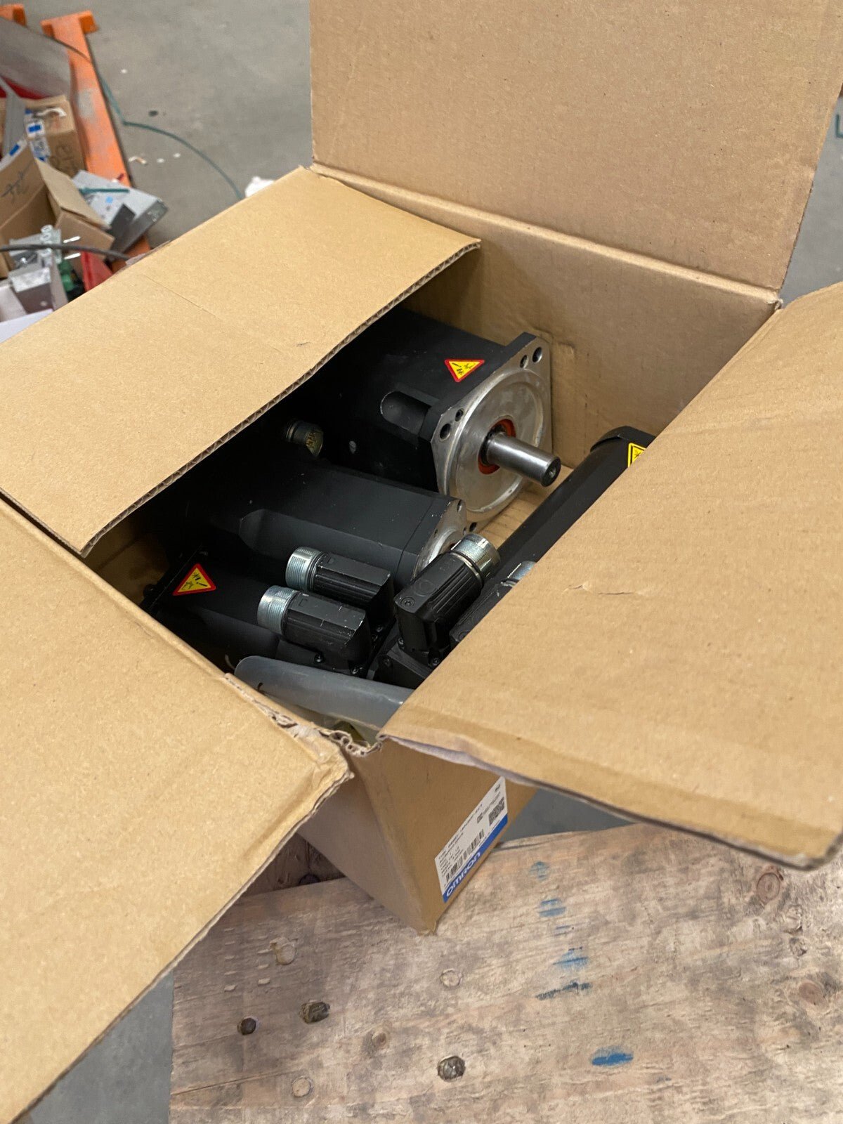 SERVOMOTOR BMP T3 - 0250 - 45 - 320/T1BPXS4 - KLR Automation