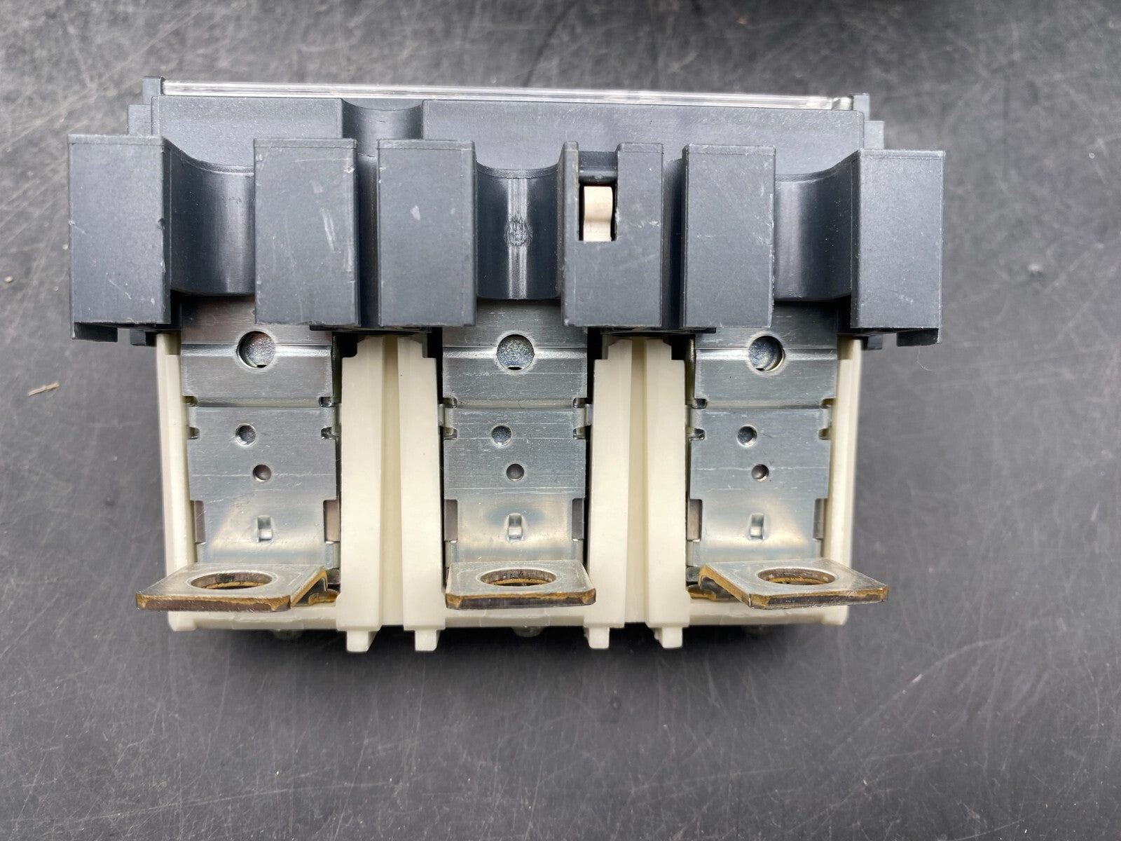 4x Merlin Gerin Compact NS TM160D 2P2D NS250 31422 Trip Unit