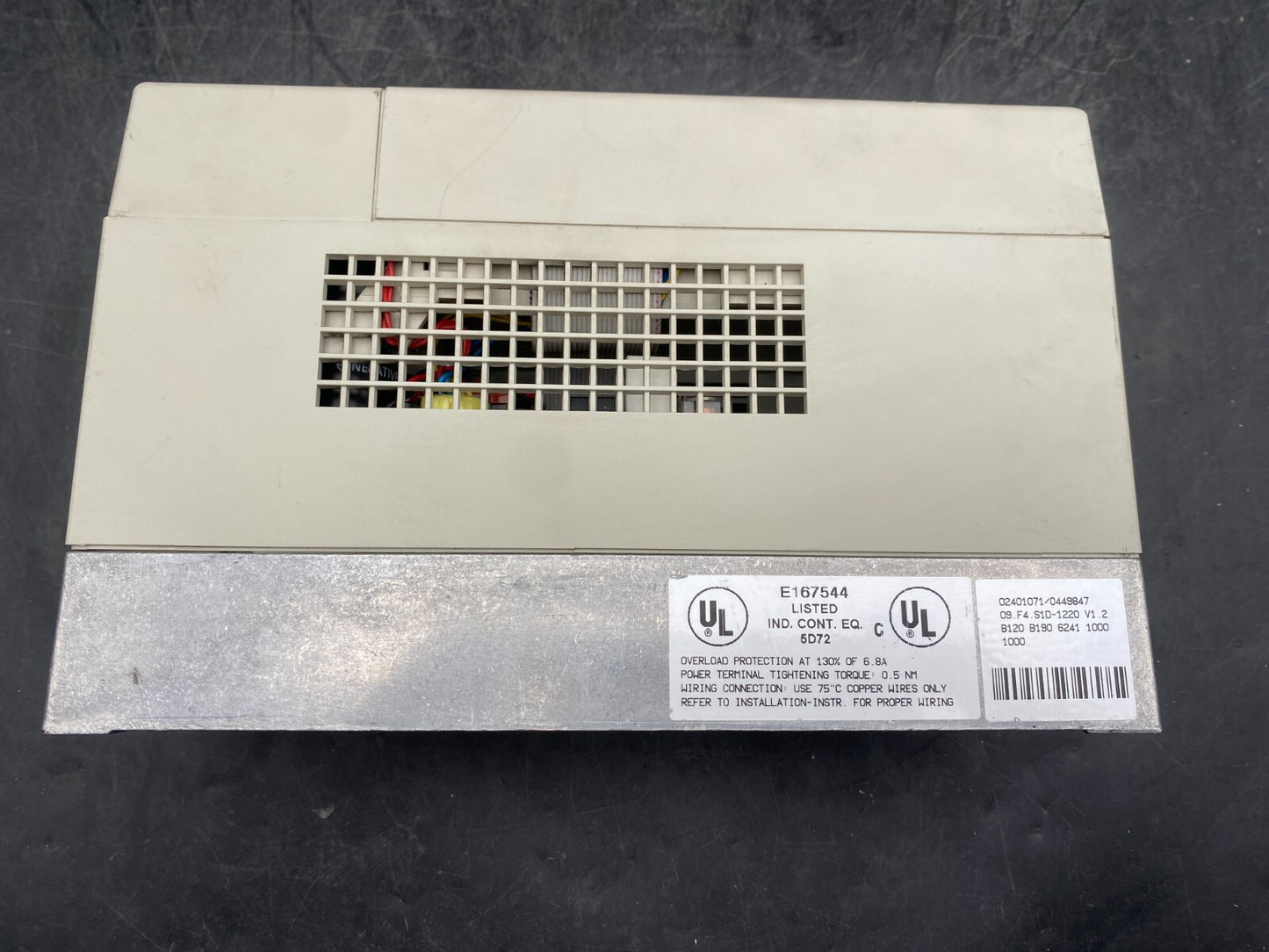KEB F4 09.F4.S1D - 1220/1.2 2.8kVA 1.5kW 2/4P COMBIVERT - KLR Automation