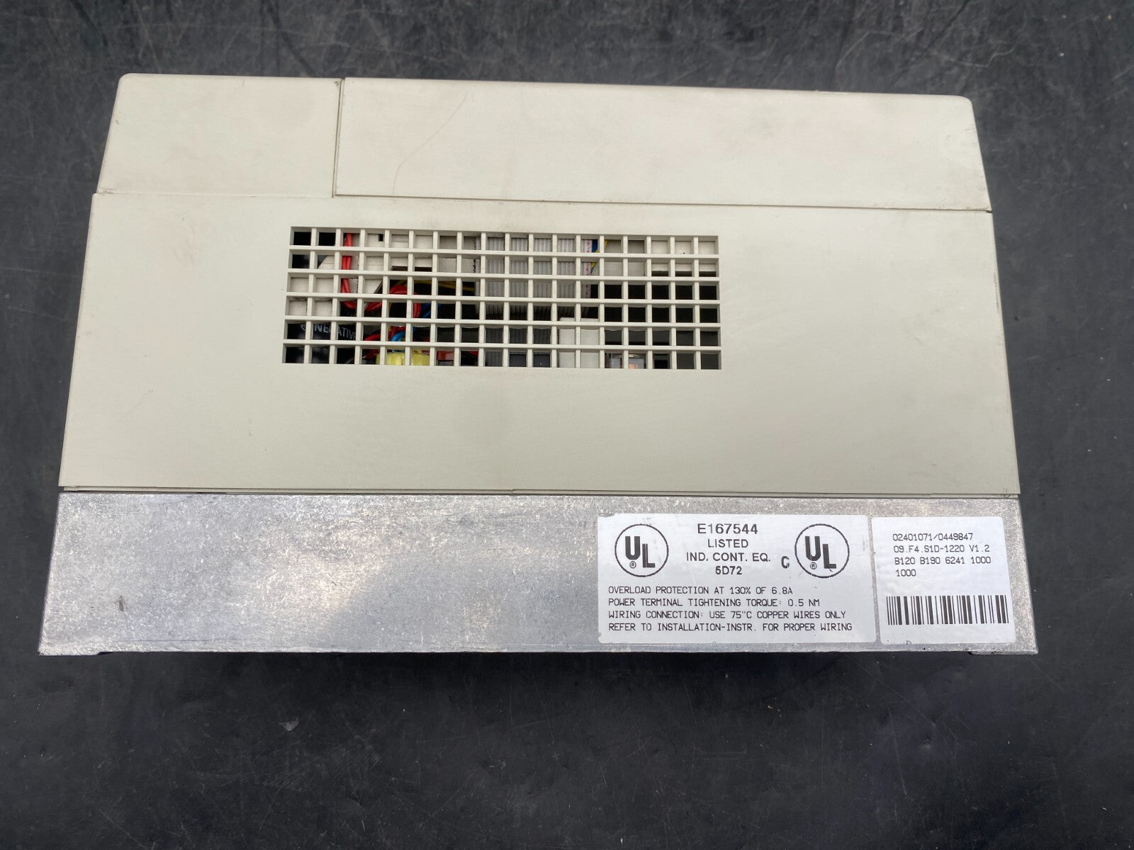 KEB F4 09.F4.S1D - 1220/1.2 2.8kVA 1.5kW 2/4P COMBIVERT - KLR Automation