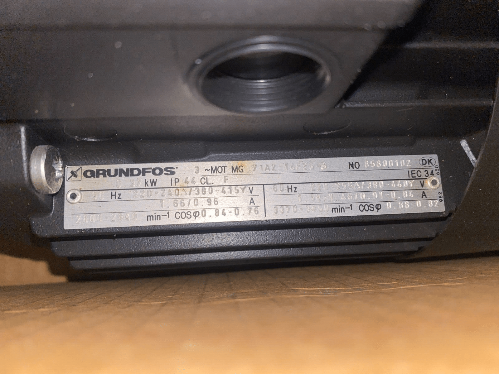 GRUNDFOS SPK 1 - 15 C 9010 2850 MIN - 1 1M3/H 39M 0.37 kW - KLR Automation