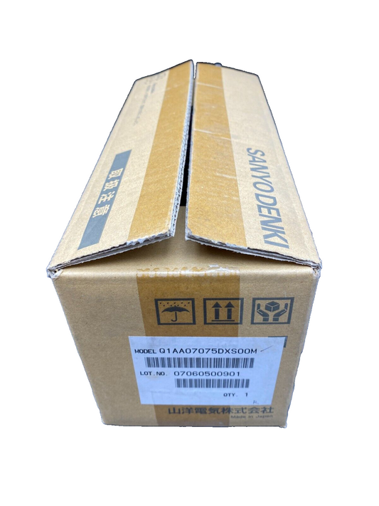 SANYO DENKI Q1AA07075DXS00M 750W AC200V 4.5A 2.38NM 21.4MV/MIN SERVO MOTOR