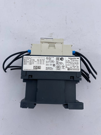 1pc x SCHNEIDER ELECTRIC LC1 D12 CONTACTOR