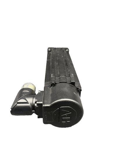 ALLEN BRADLEY VPL - B0633M - CK14AA SERIE A 3 PHASE 6700 RPM AC SERVO MOTOR KINETIX - KLR Automation