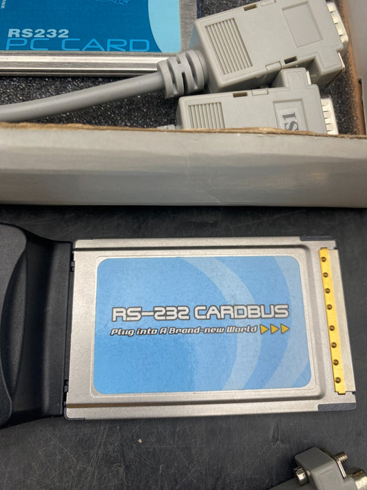 LOT DE 2 RS-232 CARDBUS AVEC ADAPTATEUR + PC CARD RS232 BRAINBOXES