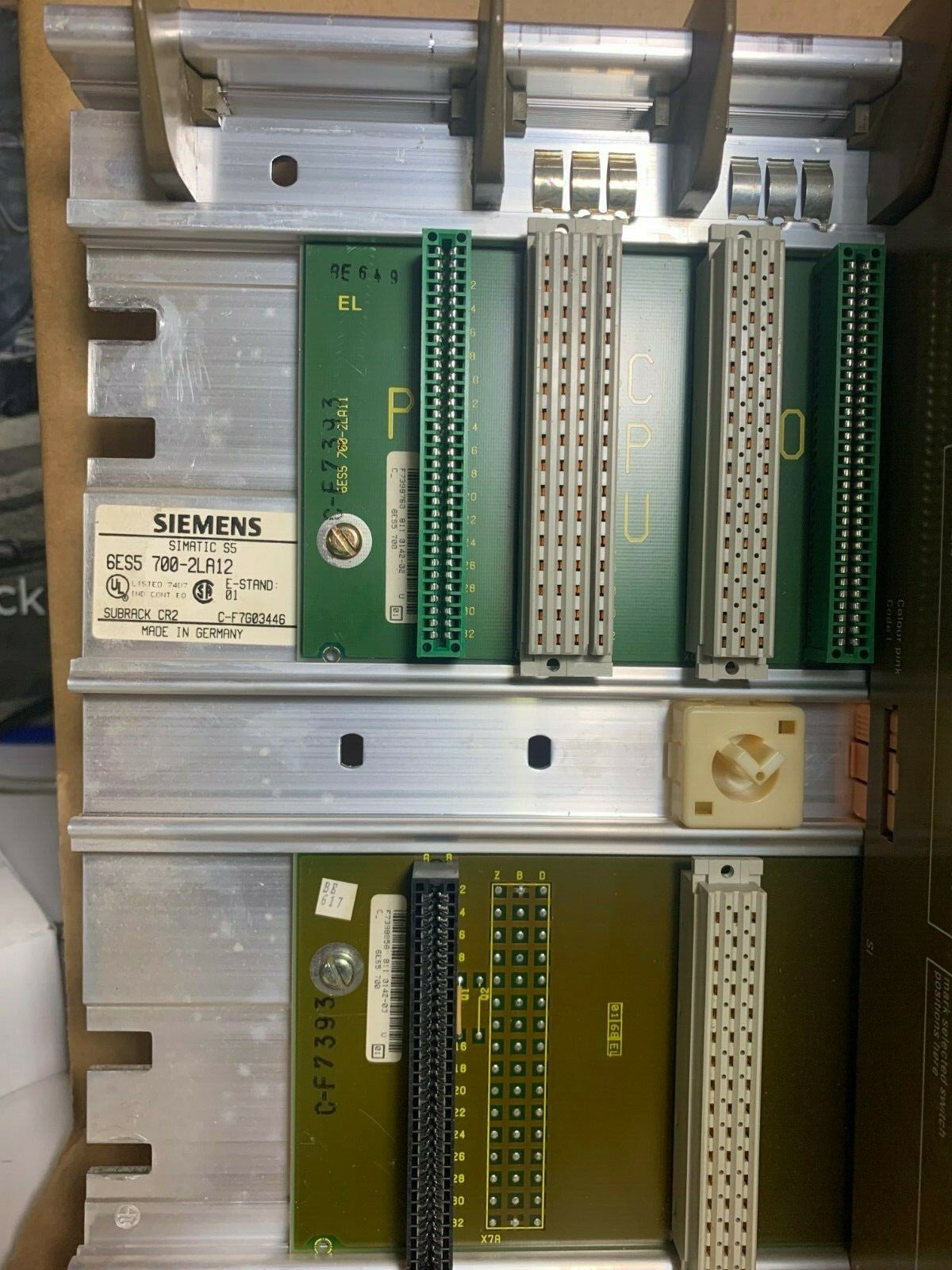 1  x  SIEMENS SIMATIC S5 6ES5700-2LA12 .   + .  5 pc 6ES5460-7LA13 Analog INPUT 