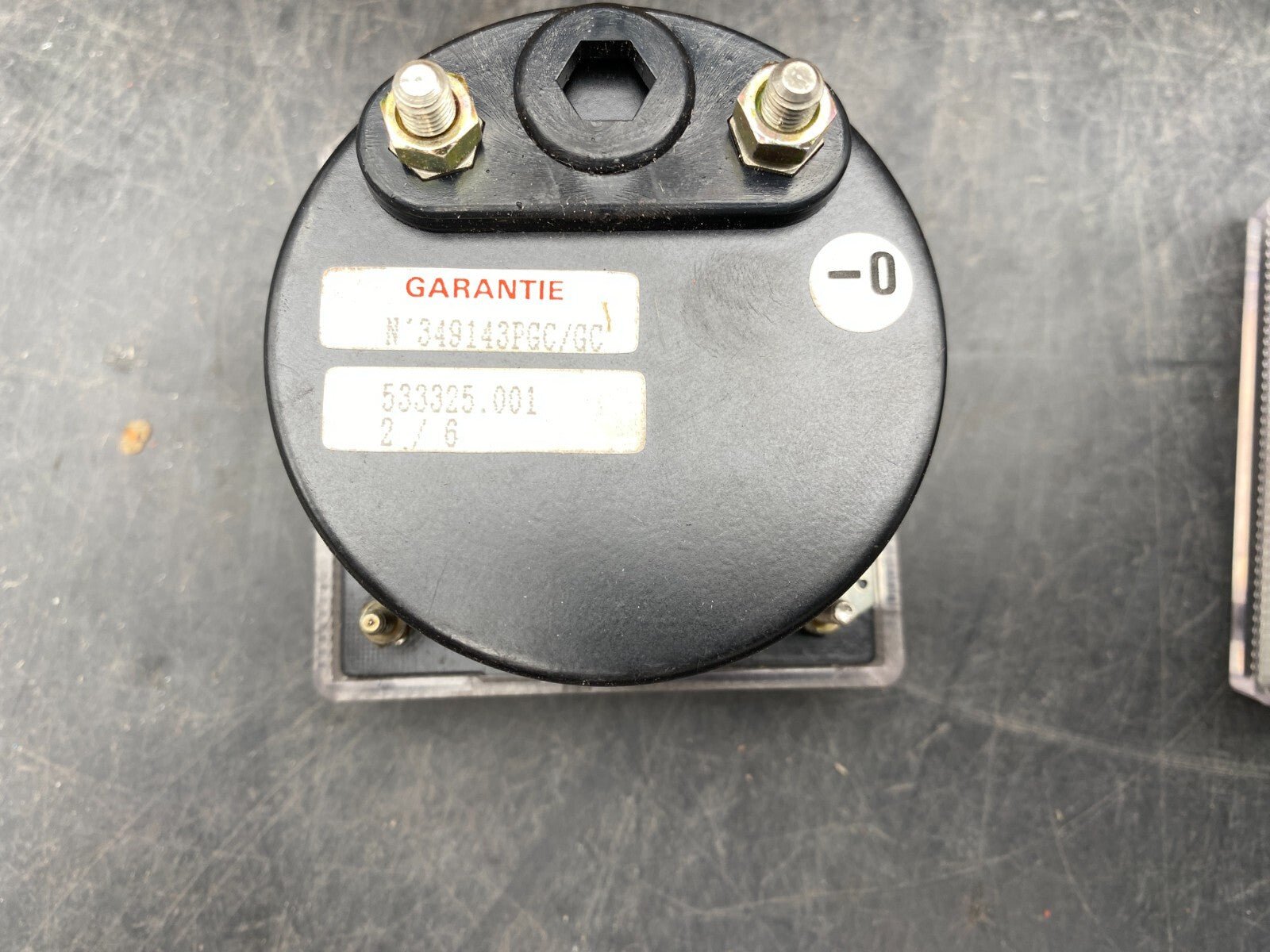 LOT DE 2 CHAUVIN ARNOUX 533325 001 549370 003 VOLTMETRE - KLR Automation