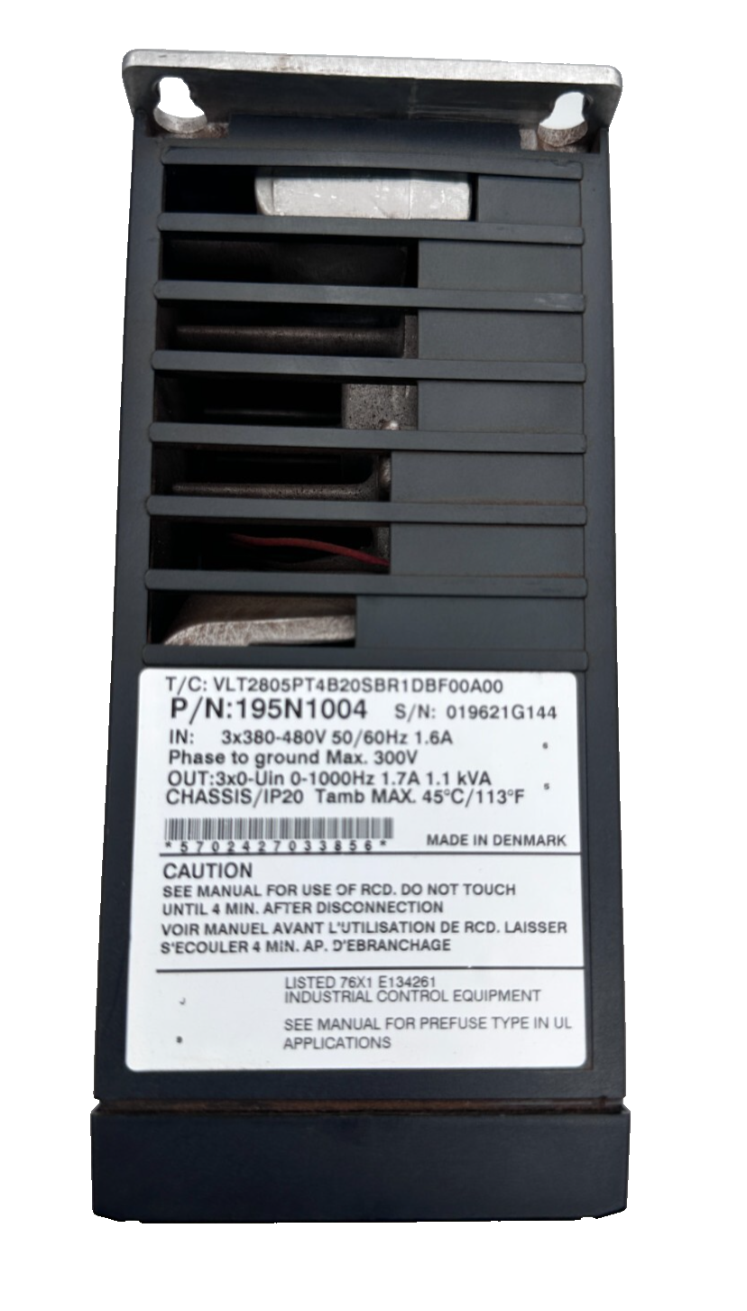 DANFOSS VLT 2800 195N1004 VLT2805PT4B20SBR1DBF00A00 3x380-480V 50/60Hz 1.6A