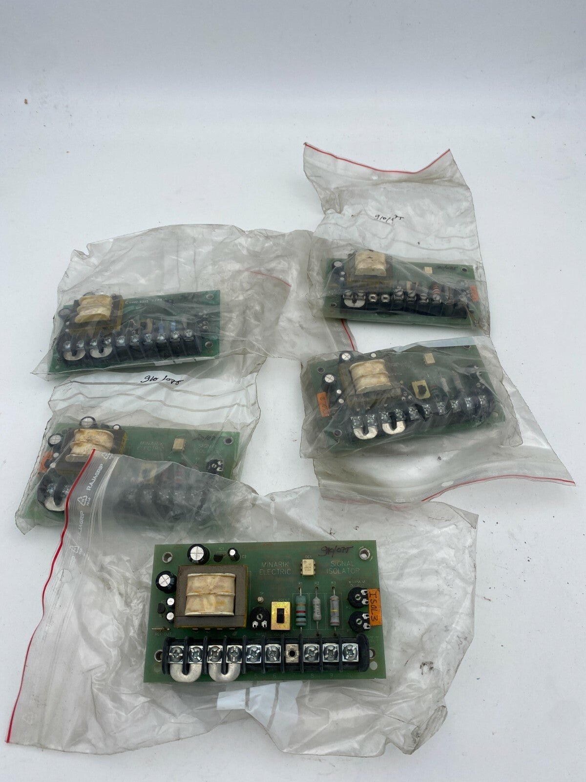 1pc x Minarik Electric 170 - 0271 Signal Isolator Control Module 910/075 - KLR Automation