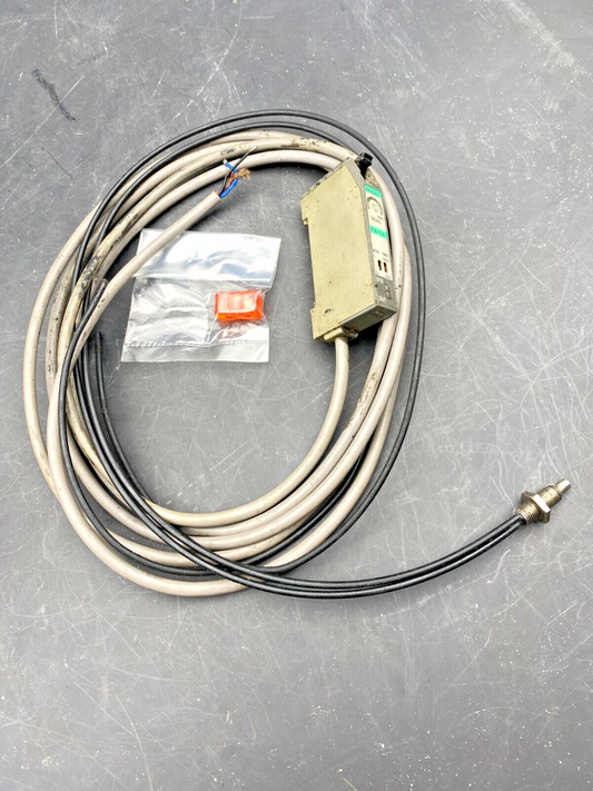 1pc x SUNX FX-11 PHOTOELECTRIC FIBER SENSOR