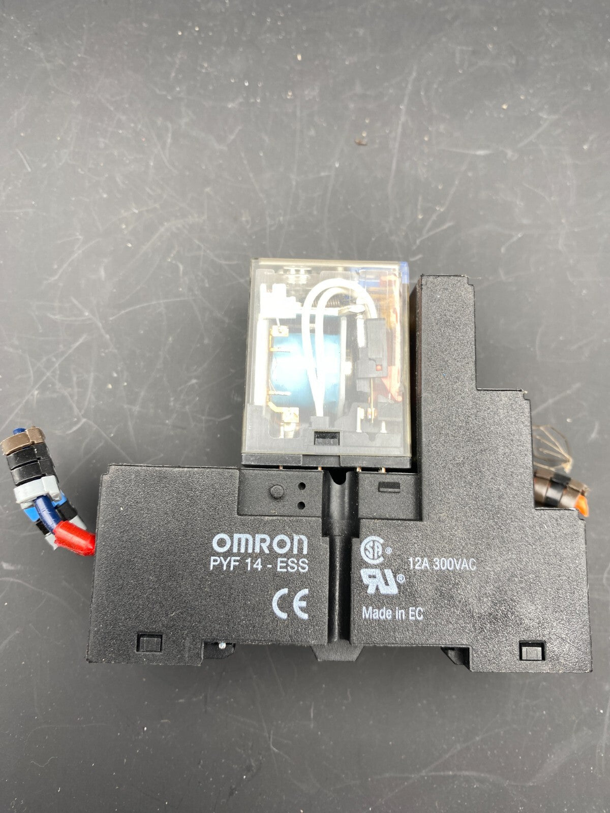 LOT OF 2 RELAY OMRON G7S - 4A2B DC24V KBS2 + RELAY P7S - 14 + MY4IN1 + PYF14 - ESS - KLR Automation