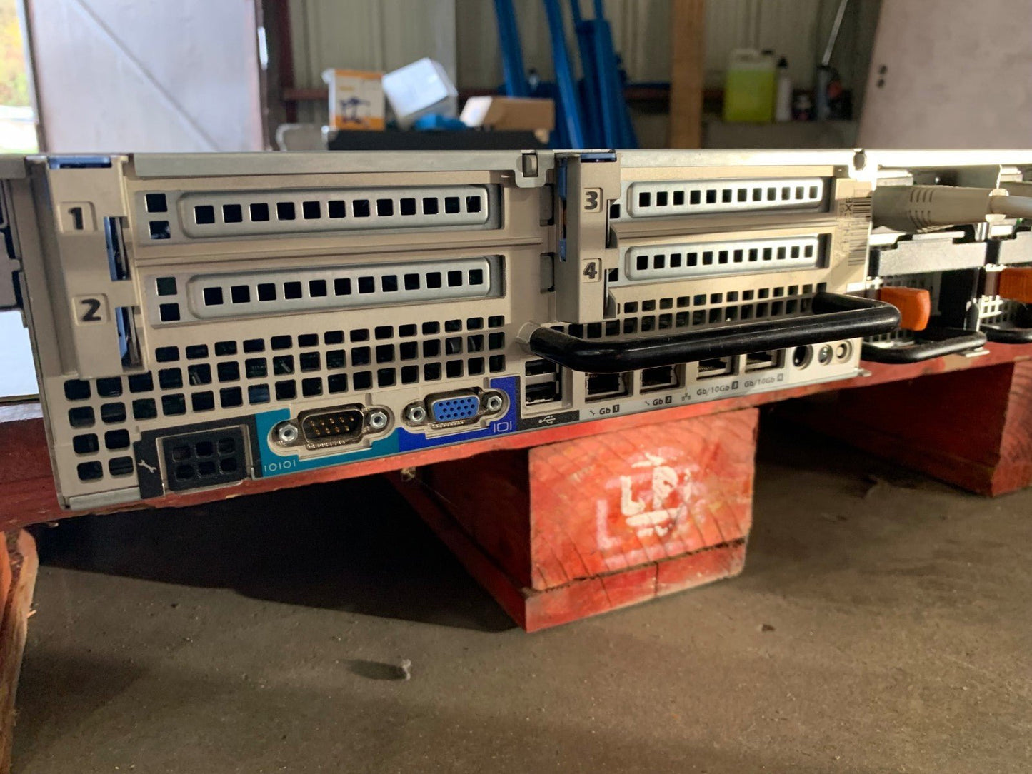1 x DELL PowerEdge R805 Server System, 32 Gb RAM, HDD 2 x 300GO 10K - KLR Automation