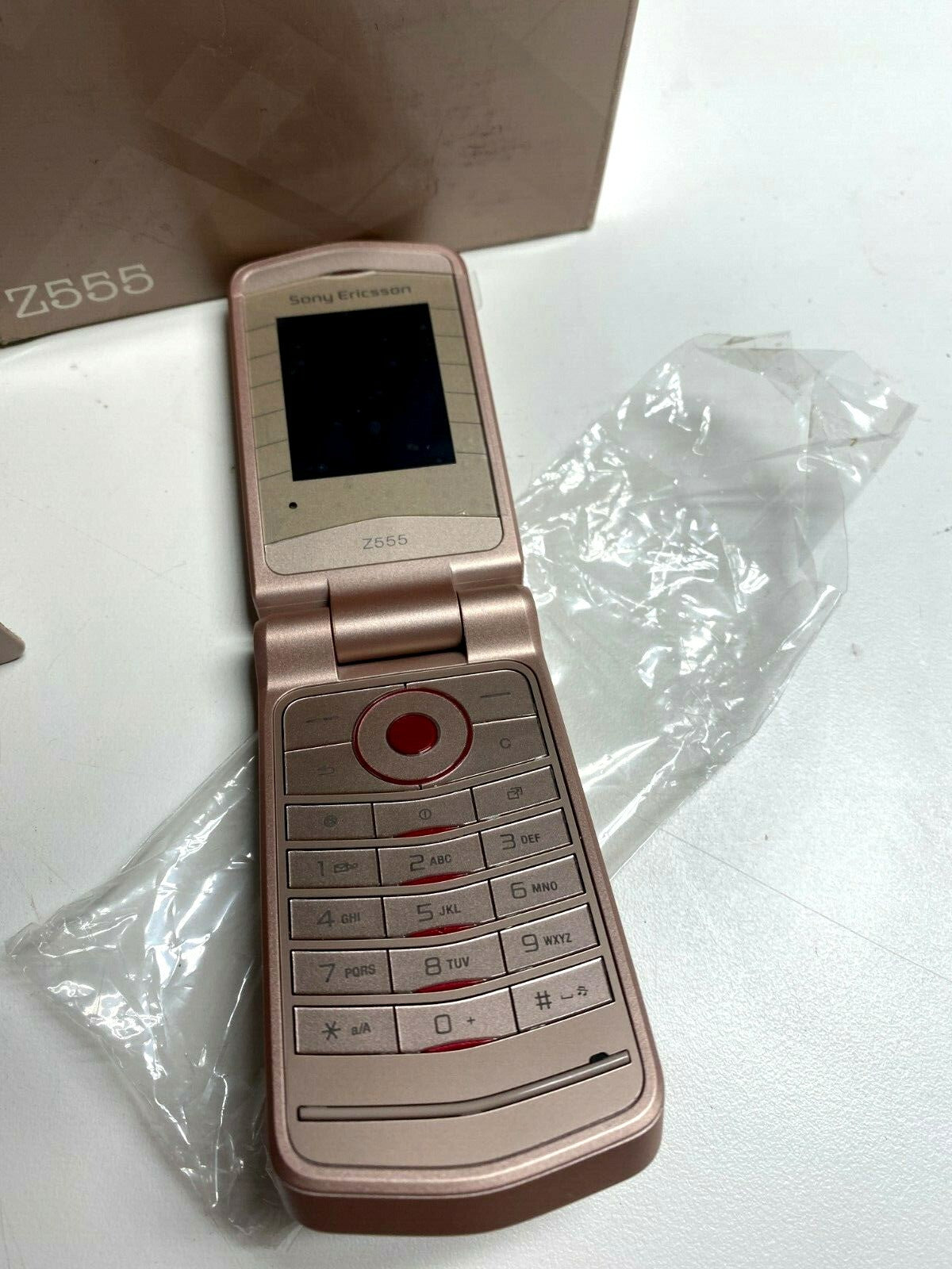 Sony Ericsson Z555i  Mobile Phone Old Stock Rare collectors Mobile Phone Cell