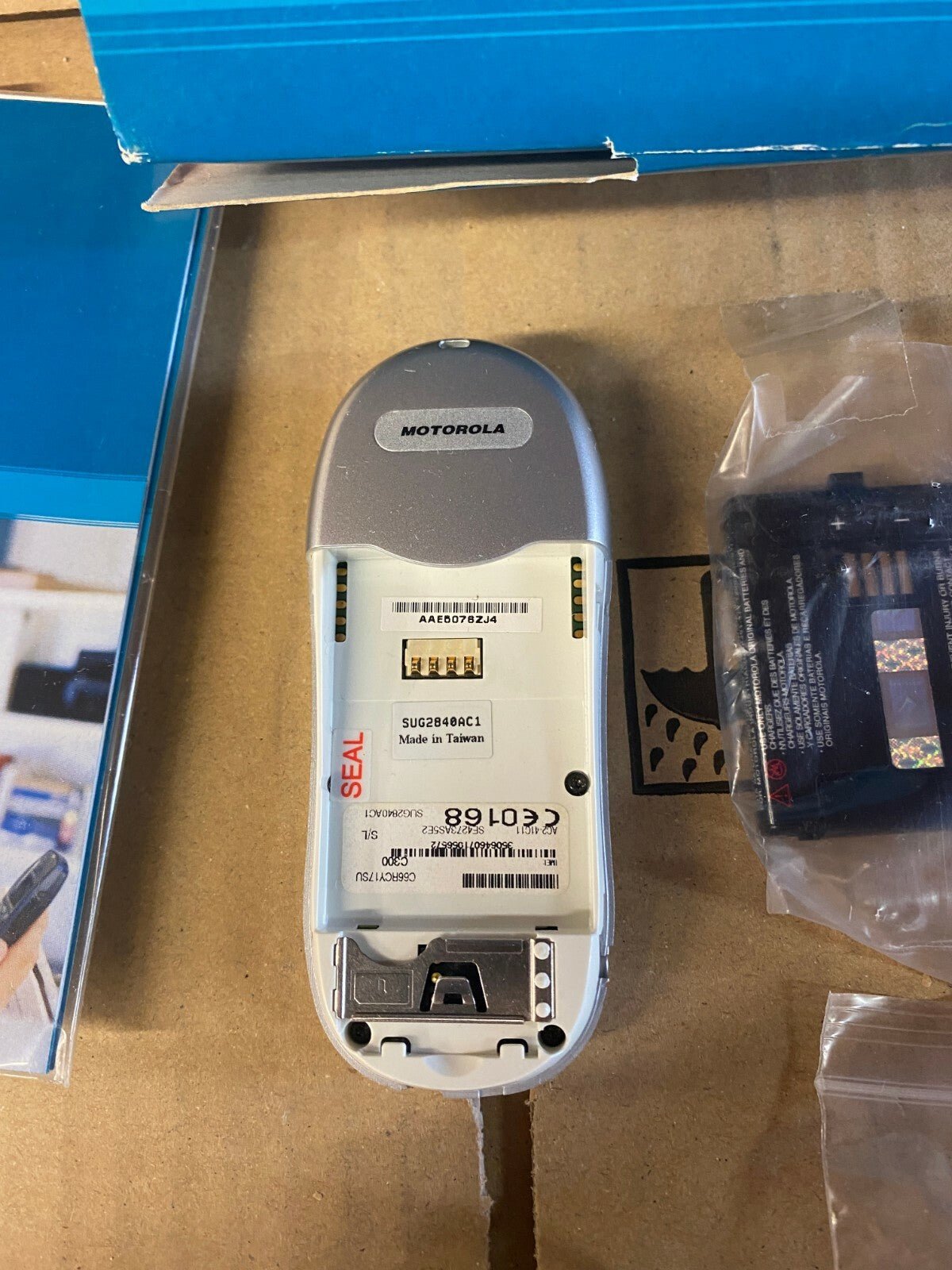 Motorola C300 Bouygues, complet - KLR Automation