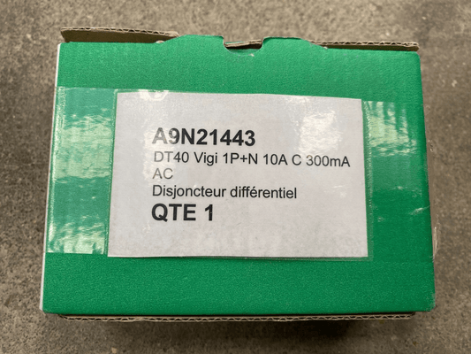 1pc x NEW SCHNEIDER ELECTRIC A9N21443 DT40 VIGI 1P+N 10A C 300MA LEAD CIRCUIT BR - KLR Automation