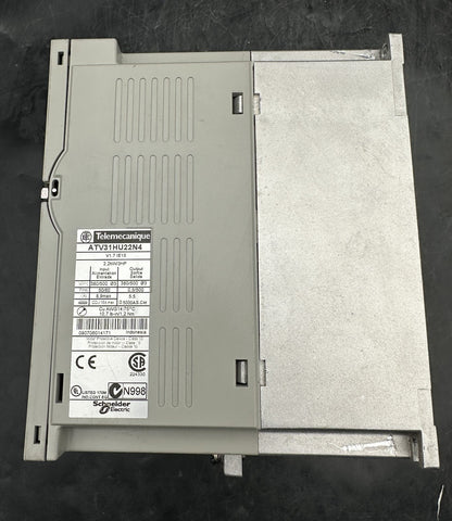 TELEMECANIQUE ATV31HU22N4 2.2kW 3HP V1.7 ALTIVAR 31 VARIATEUR - KLR Automation