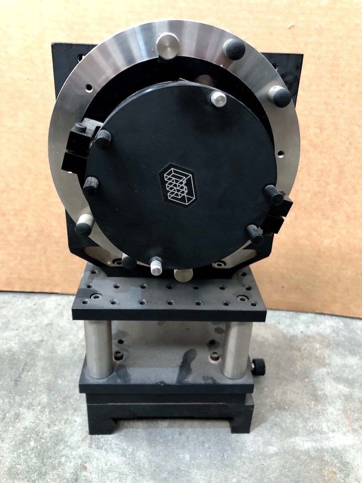 Banc optic EALING ELECTRO - OPTICS EEO outil provenant de chez Kinoptik Paris 5 - KLR Automation