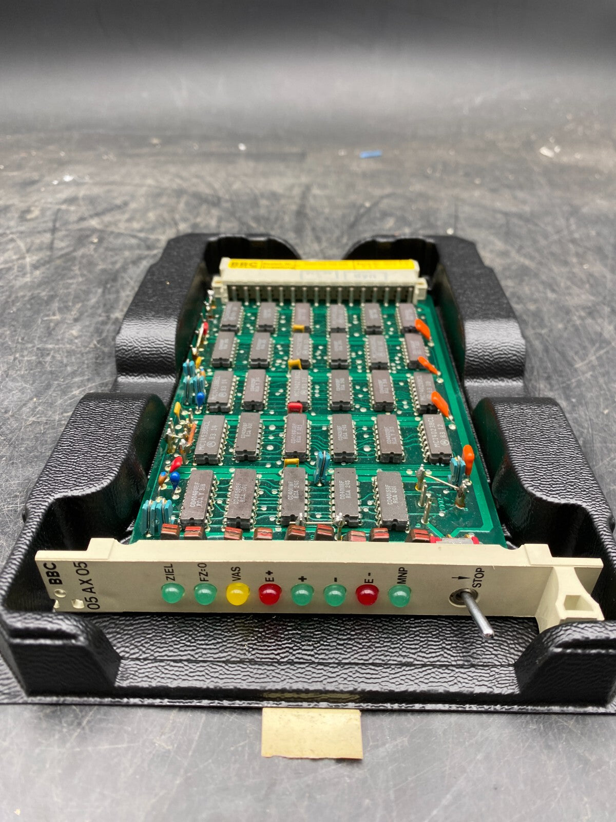 BBC 05AX05 GJR5 122 100 R31 PLC MODULE