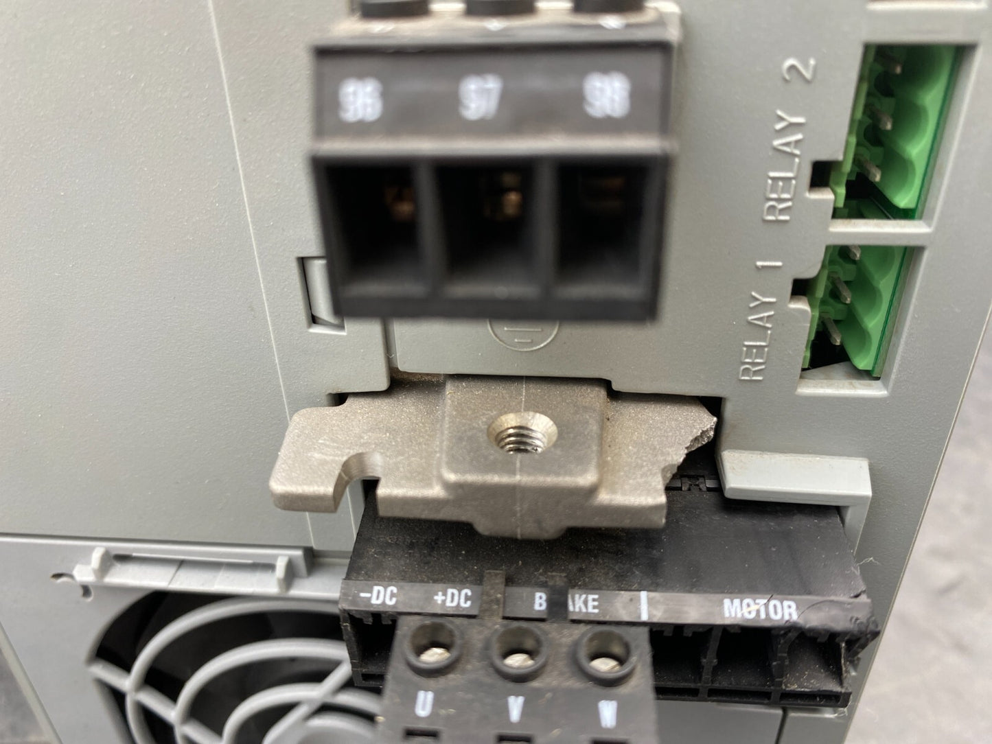 DANFOSS 131B0052 VLT AUTOMATIONDRIVE FC - 302P7K5T5E20H1BGXXXXSXXXXAXBXCXXXXDX 7.5 - KLR Automation