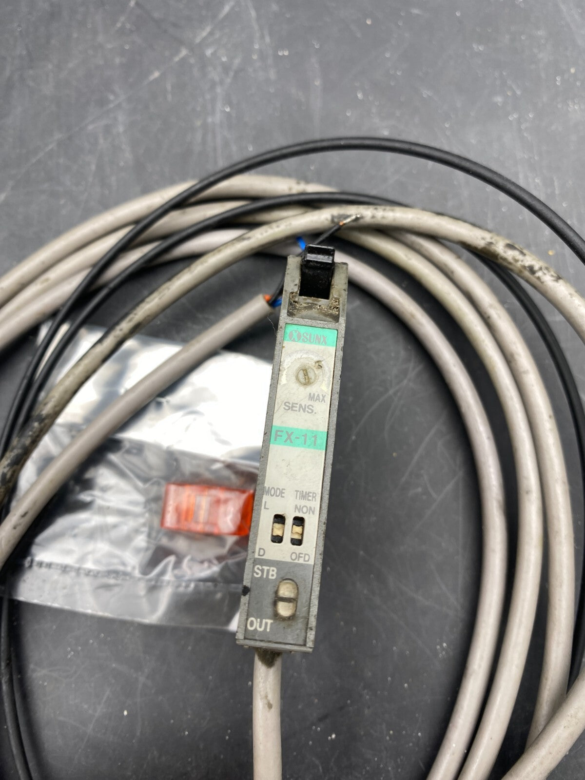 1pc x SUNX FX-11 PHOTOELECTRIC FIBER SENSOR