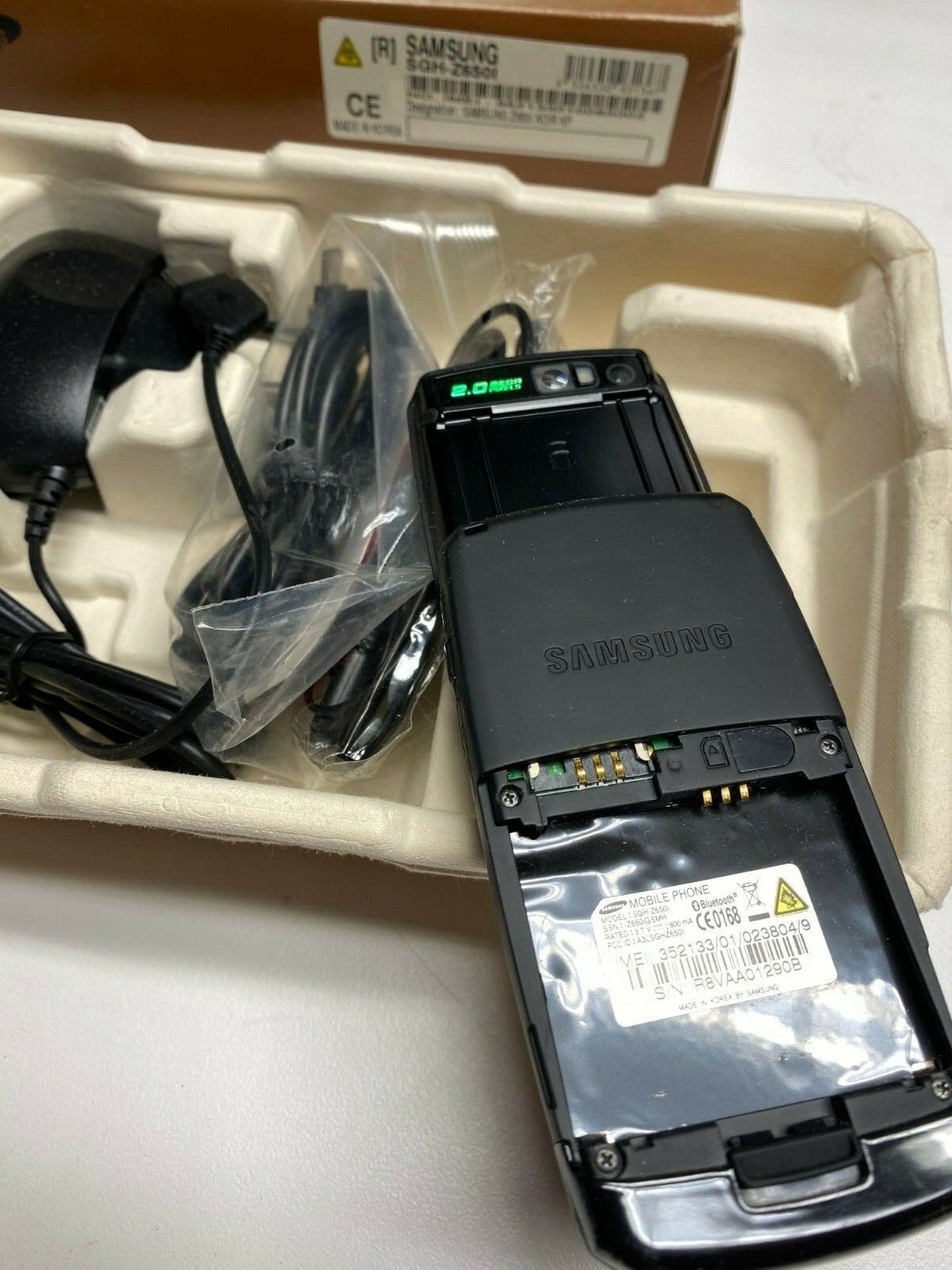 Samsung SGH - Z650i Mobile Phone Old Stock Rare collectors Mobile Phone cell GSM - KLR Automation