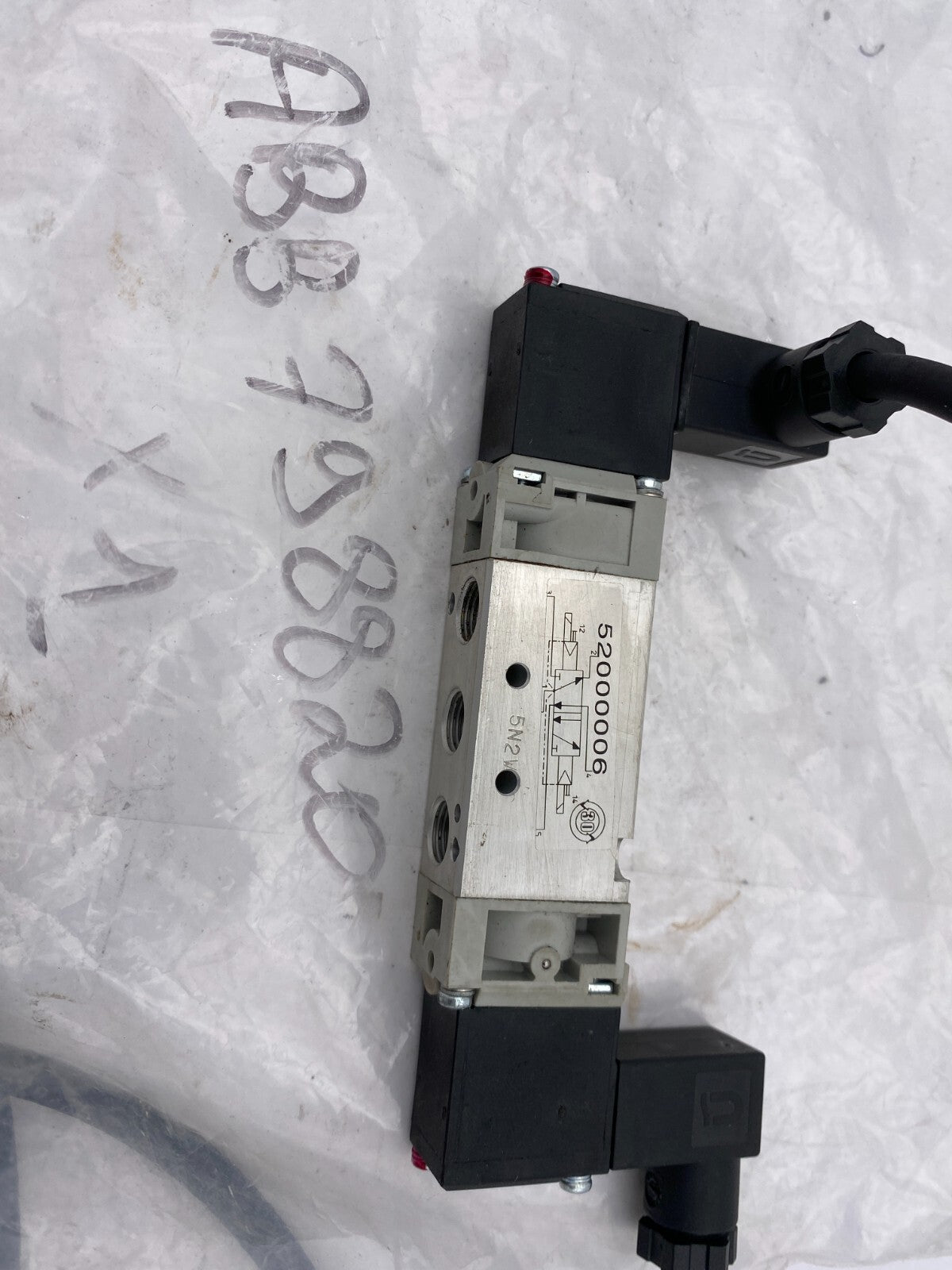 1pc x ASCO 52000006 5N2W ABB 798820 AC24V SOLENOID AIR RETURN