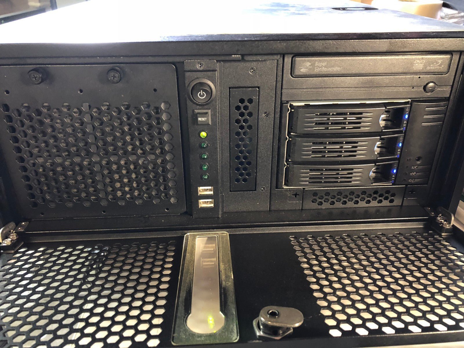 Server Workstation ASUS Storage 380Go 4Gb Ram - KLR Automation