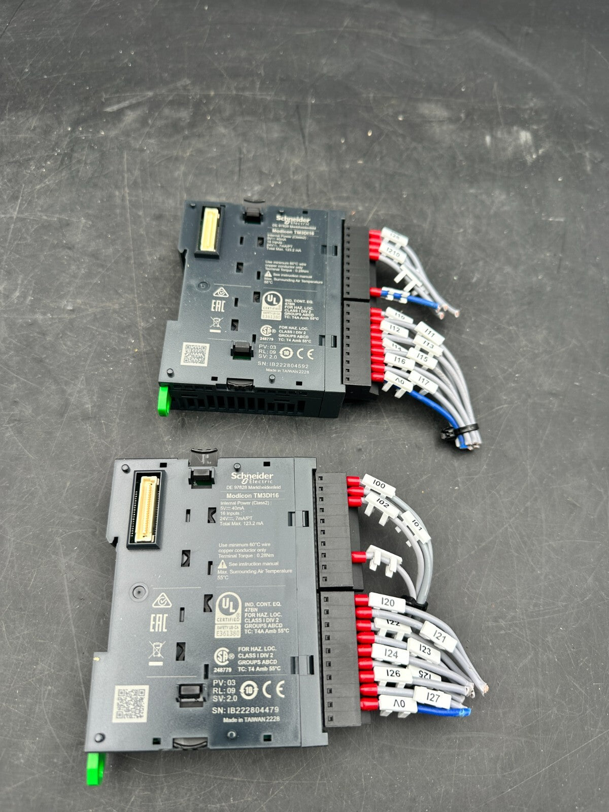 1pc x Schneider Electric MODICON TM3DI16 état neuf. Jamais servi