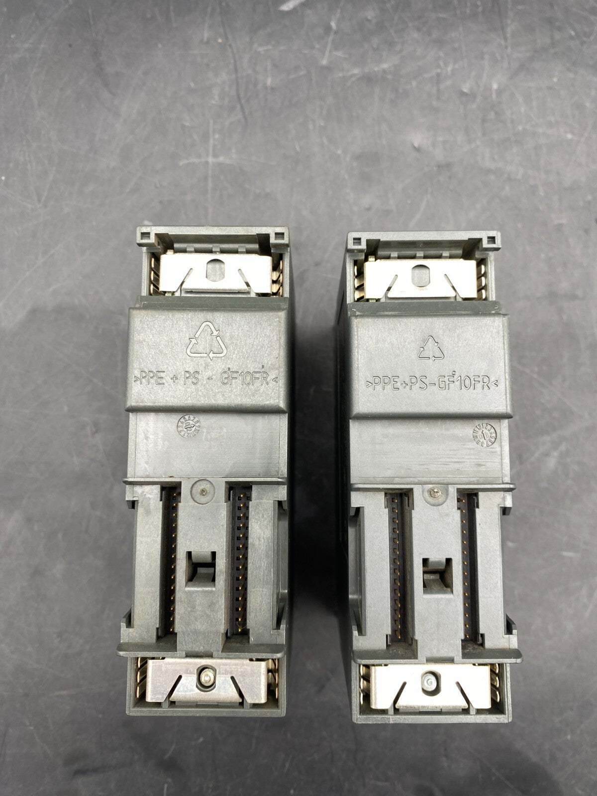 1pcx SIEMENS SIMATIC SM321 1P  6ES7 321-1BH02-0AA0 E-STAND5 DIGITAL INPUT MODULE