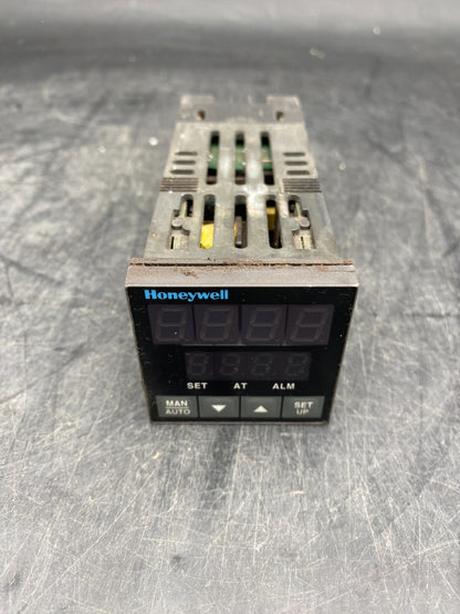 1pc x HONEYWELL UDC1000 MICRO-PRO DC100210001000 90-264 VAC 4VA