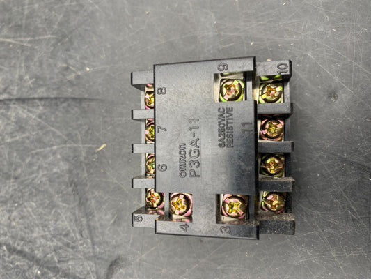 LOT DE 5 OMRON P3GA - 11 CONNECTING SOCKET - KLR Automation