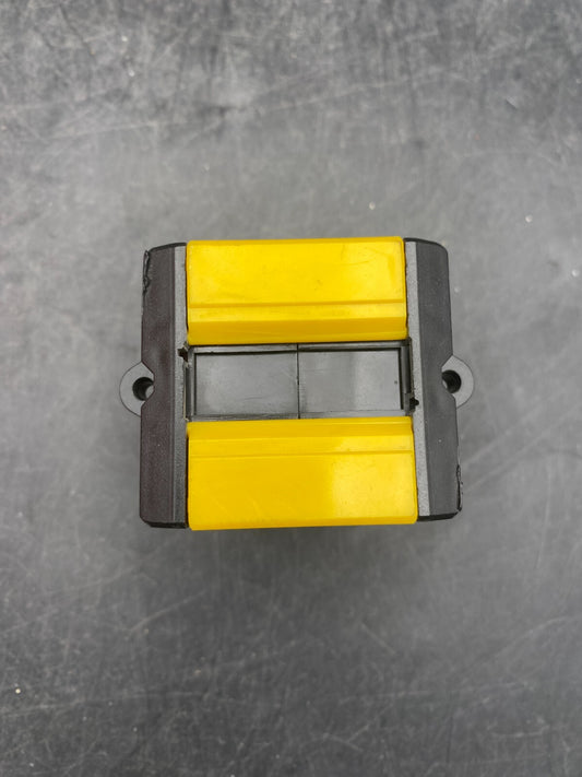 LOT DE SOCOMEC TCB 28 - 30 50 5A 1VA + TCA 21 100 5A 1.5VA 0.72/3kV 50 - 60Hz - KLR Automation
