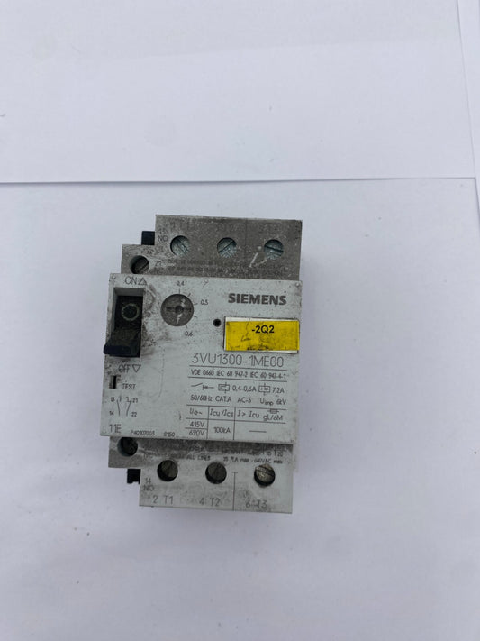 LOT OF 3 SIEMENS 3VU1300 - 1ME00 CIRCUIT BREAKER 39.90 - KLR Automation