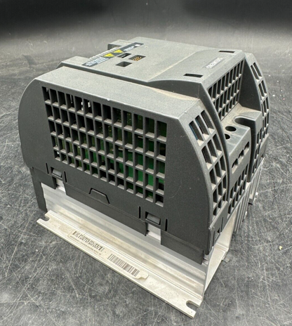 SIEMENS 6SL3211-0AB21-5UA1 SINAMICS G110 CPM110 AIN E-STAND B01/1.10 1.5kW