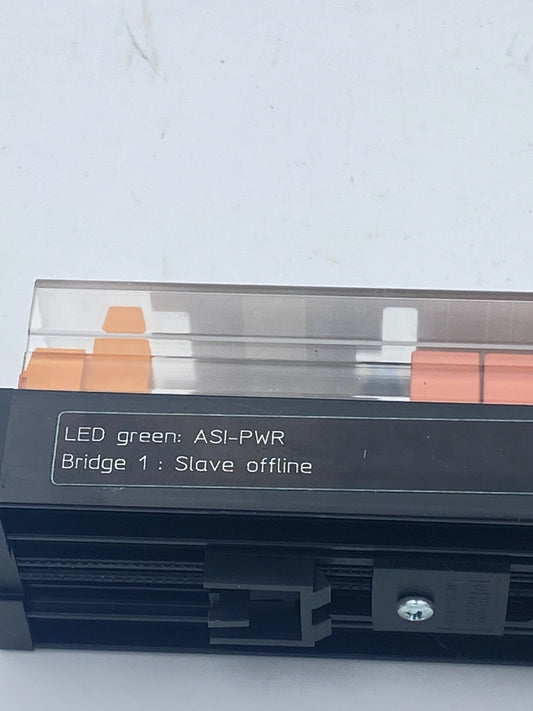 Efector AC2801 Input Output Connector Module 4DI/4DO R ST d45127 Led Green - KLR Automation