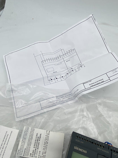 SIEMENS LOGO! 24RC 6ED1 055-1HBO0-OBAO + 6ED1 052-1HB00-0BA4 DM8 24R