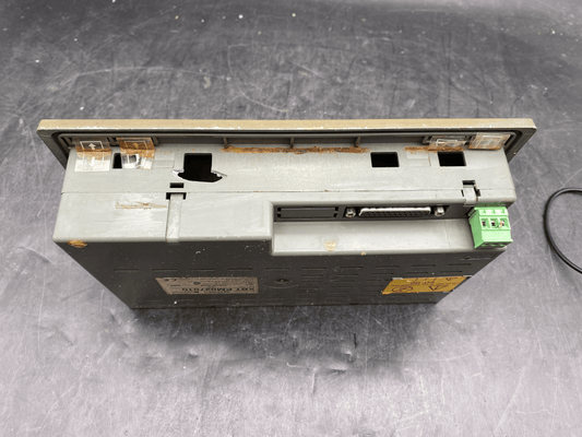 TELEMECANIQUE MAGELIS XBT PM027010 24VDC 15W CADRE ABIME - KLR Automation